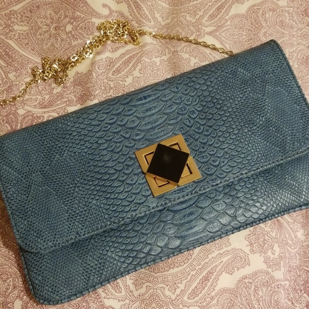 Urban Expressions Teal Croc Clutch